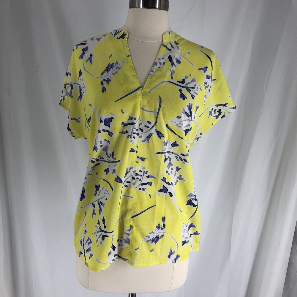Cabi Women’s Blouse Top Short Cap Sleeve V-Neck Size XS Yellow